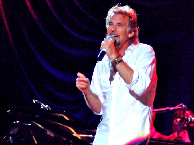 Kenny Loggins at Coachman Park